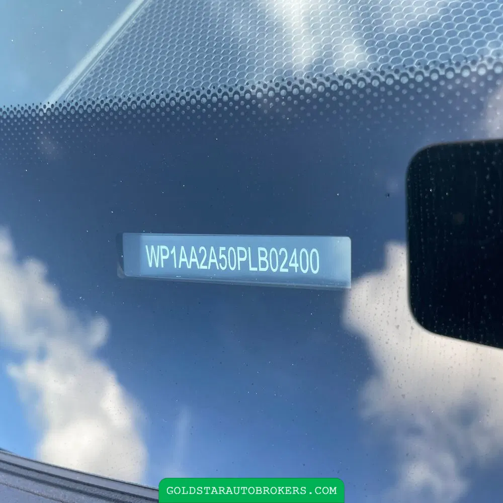 2023 Porsche Macan T