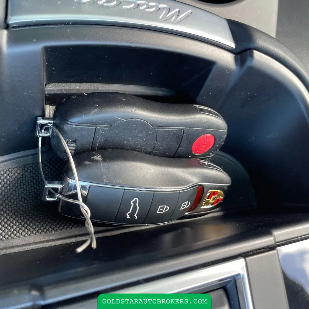 2023 Porsche Macan T