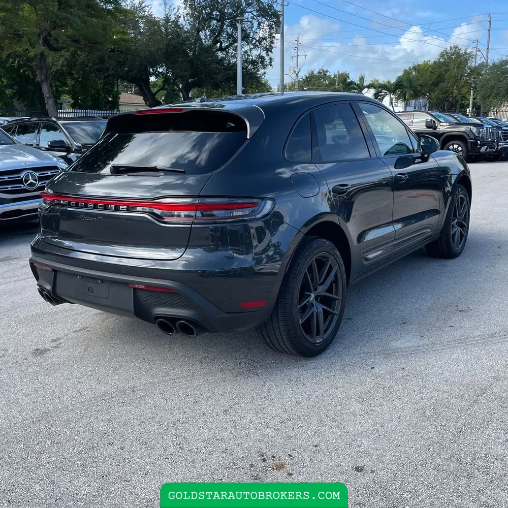 2023 Porsche Macan T