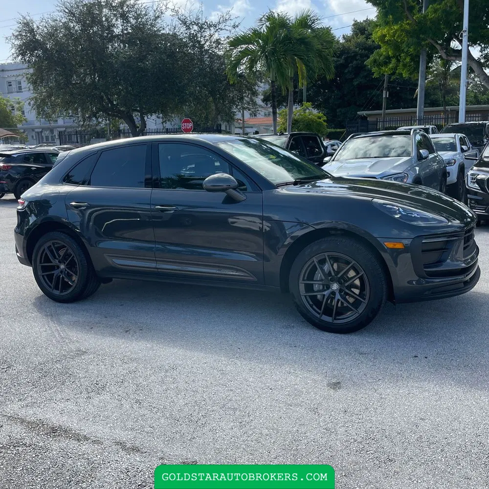 2023 Porsche Macan T