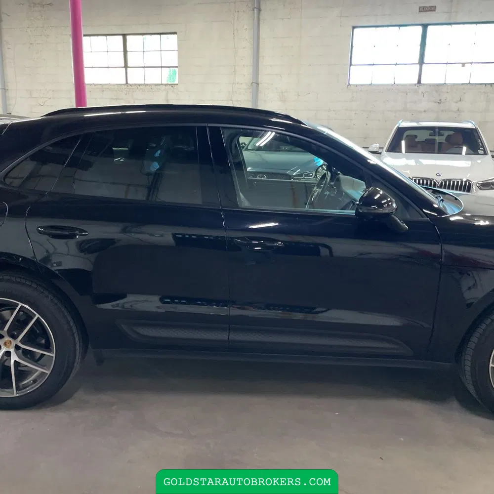 2024 Porsche Macan Base