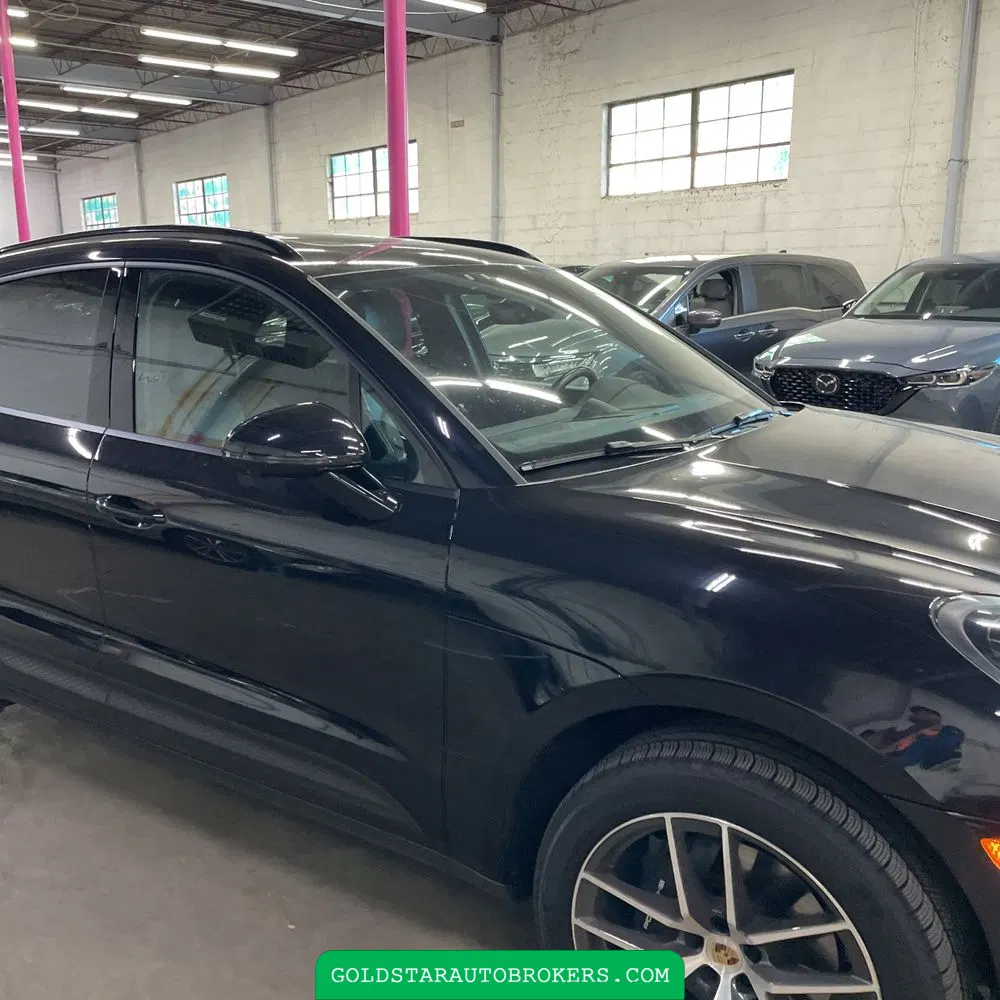 2024 Porsche Macan Base
