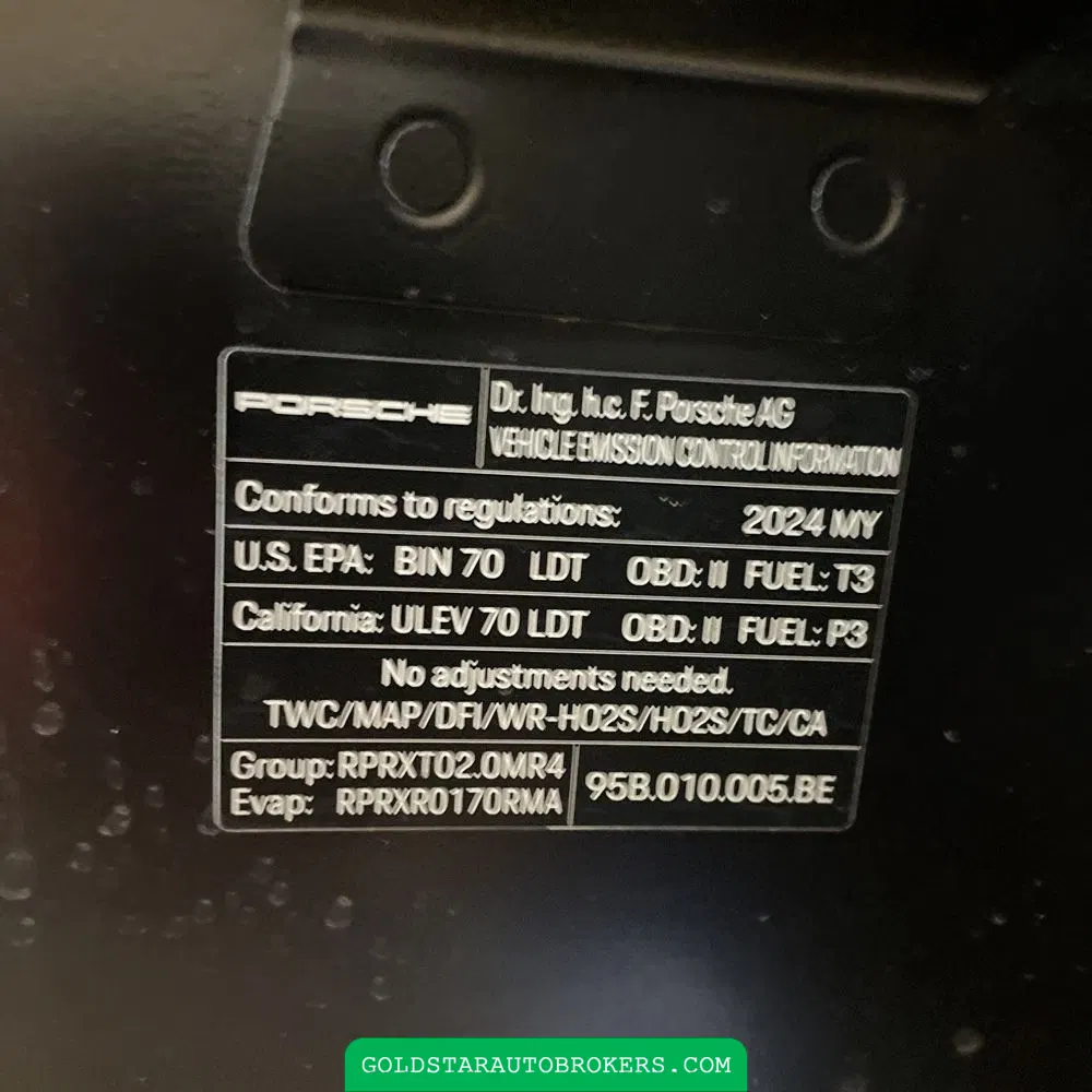 2024 Porsche Macan Base