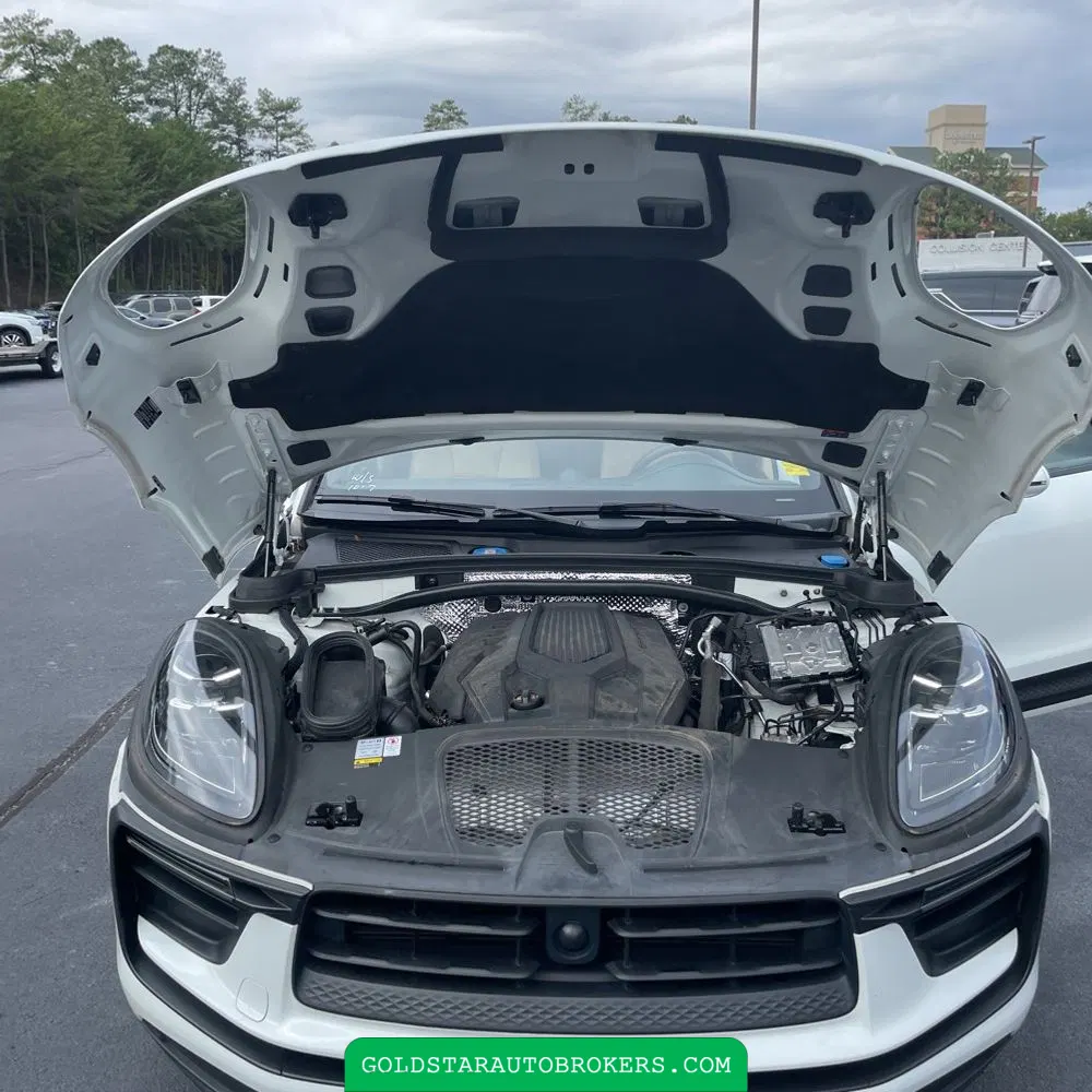2022 Porsche Macan Base