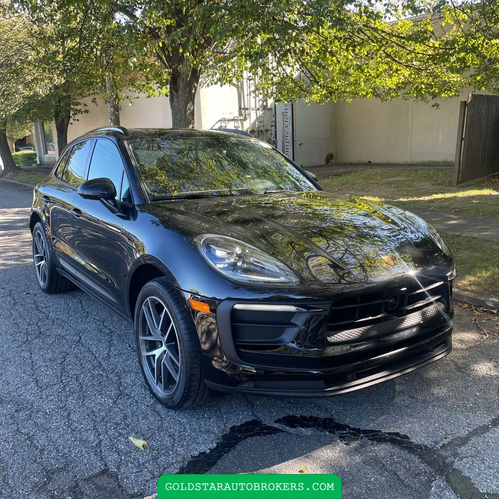 2024 Porsche Macan Base