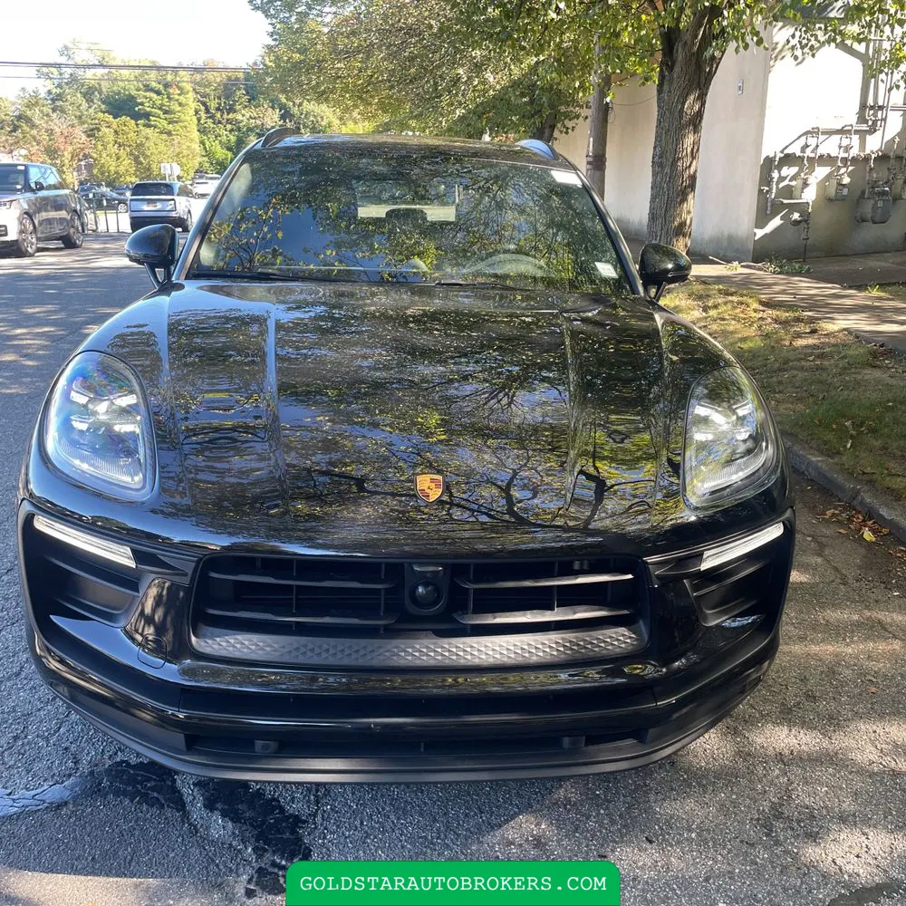 2024 Porsche Macan Base