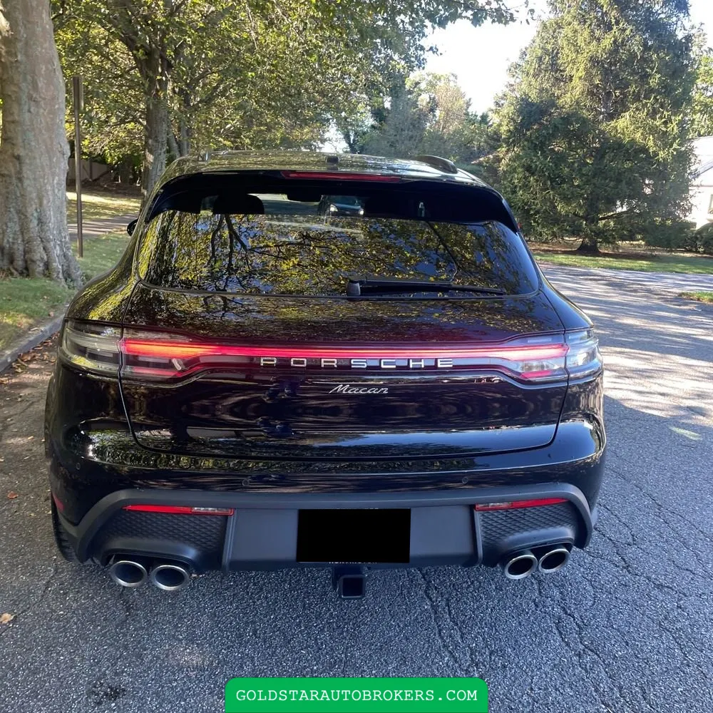 2024 Porsche Macan Base