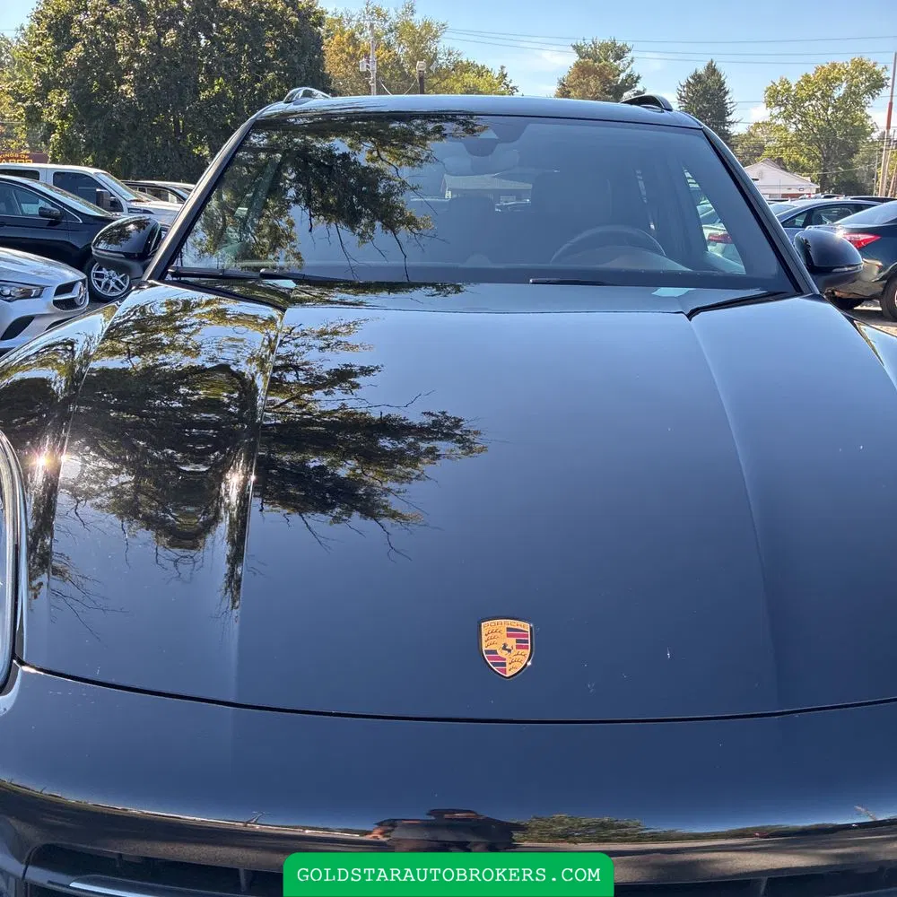 2023 Porsche Cayenne Platinum Edition
