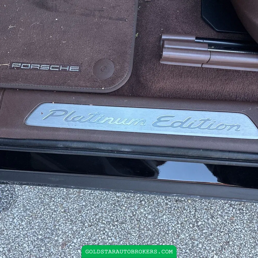 2023 Porsche Cayenne Platinum Edition