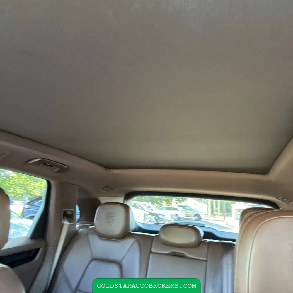 2023 Porsche Cayenne Platinum Edition