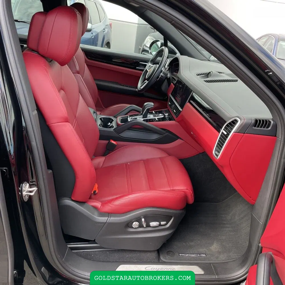 2021 Porsche Cayenne Base
