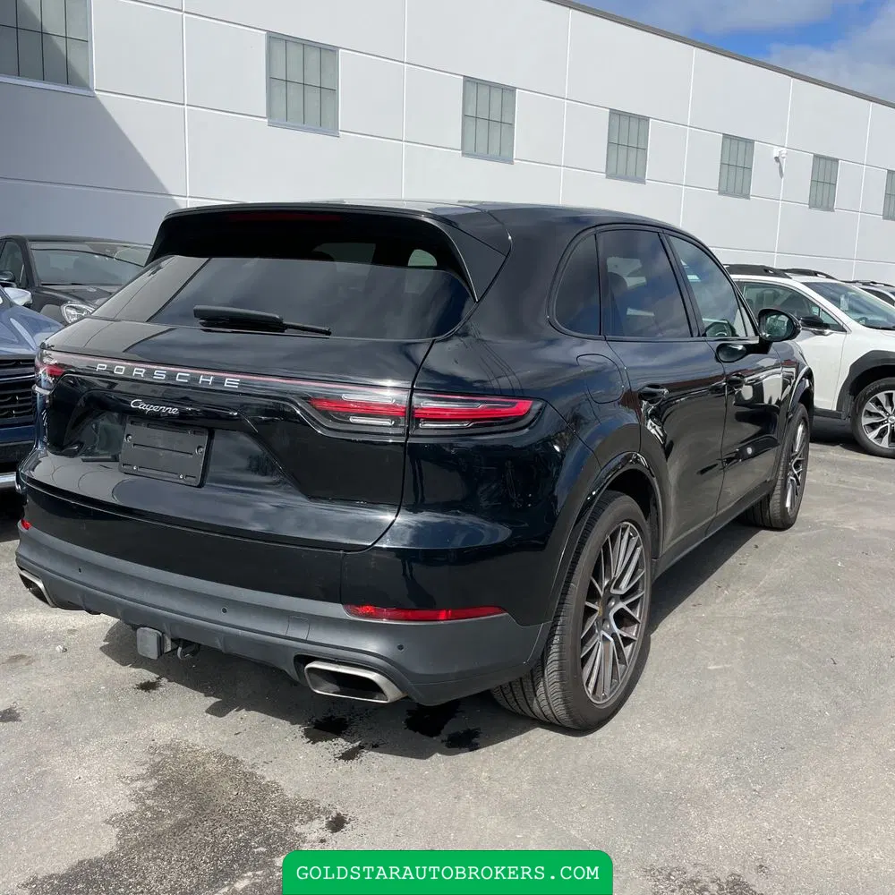 2021 Porsche Cayenne Base