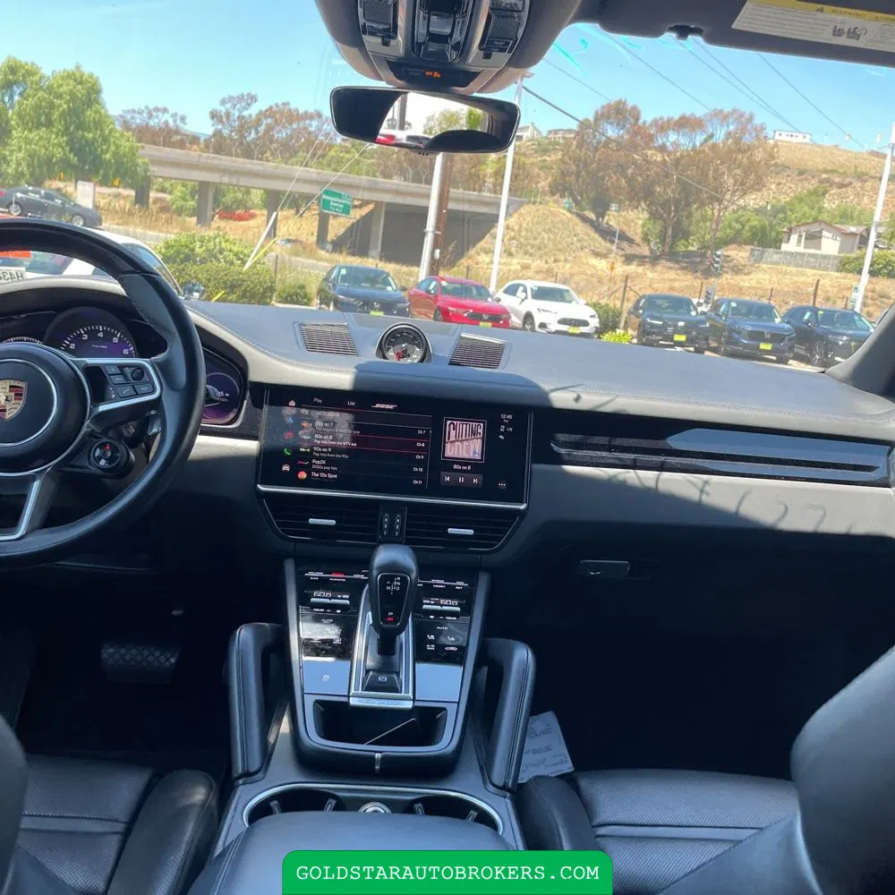 2023 Porsche Cayenne