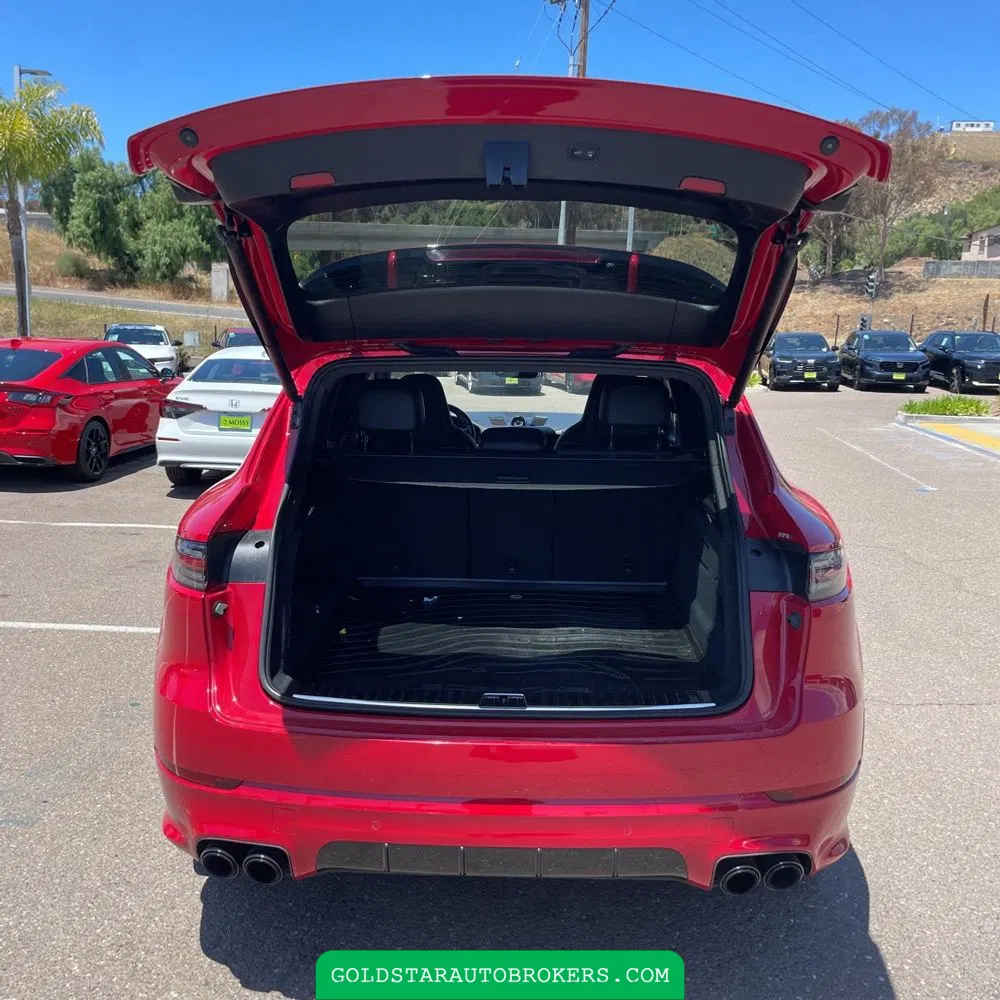 2023 Porsche Cayenne