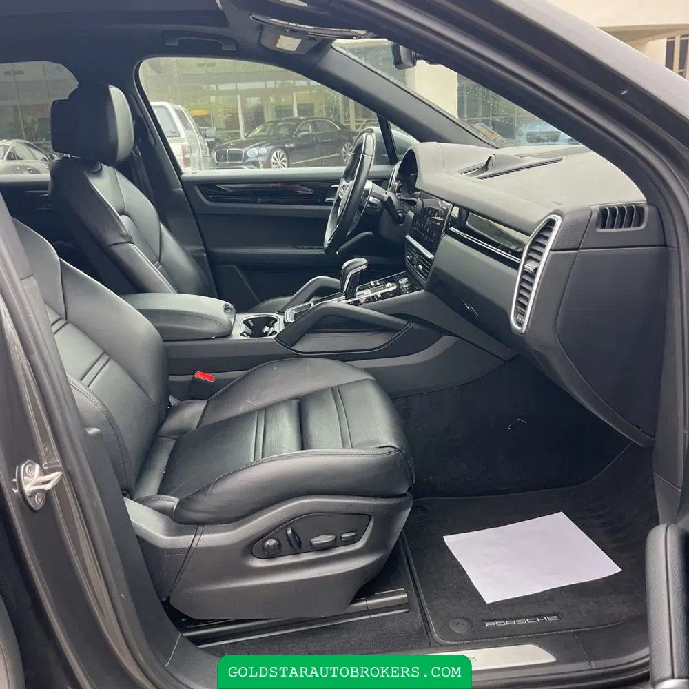 2023 Porsche Cayenne