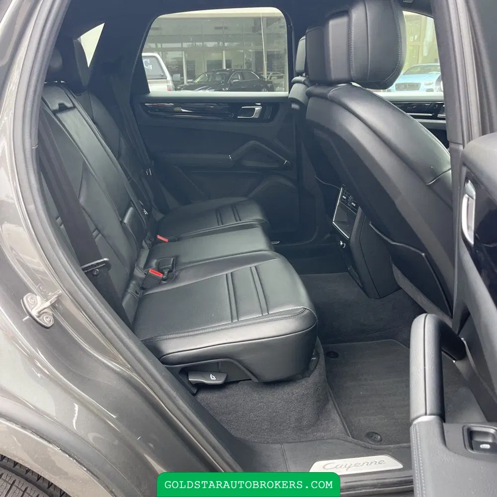 2023 Porsche Cayenne