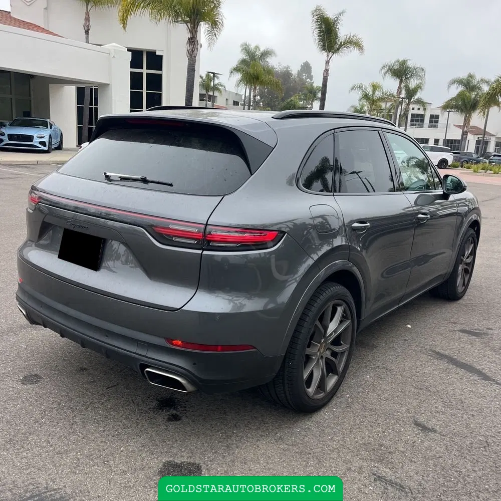 2023 Porsche Cayenne