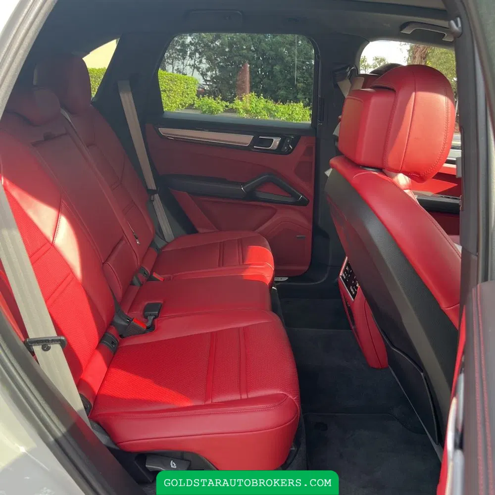 2022 Porsche Cayenne S