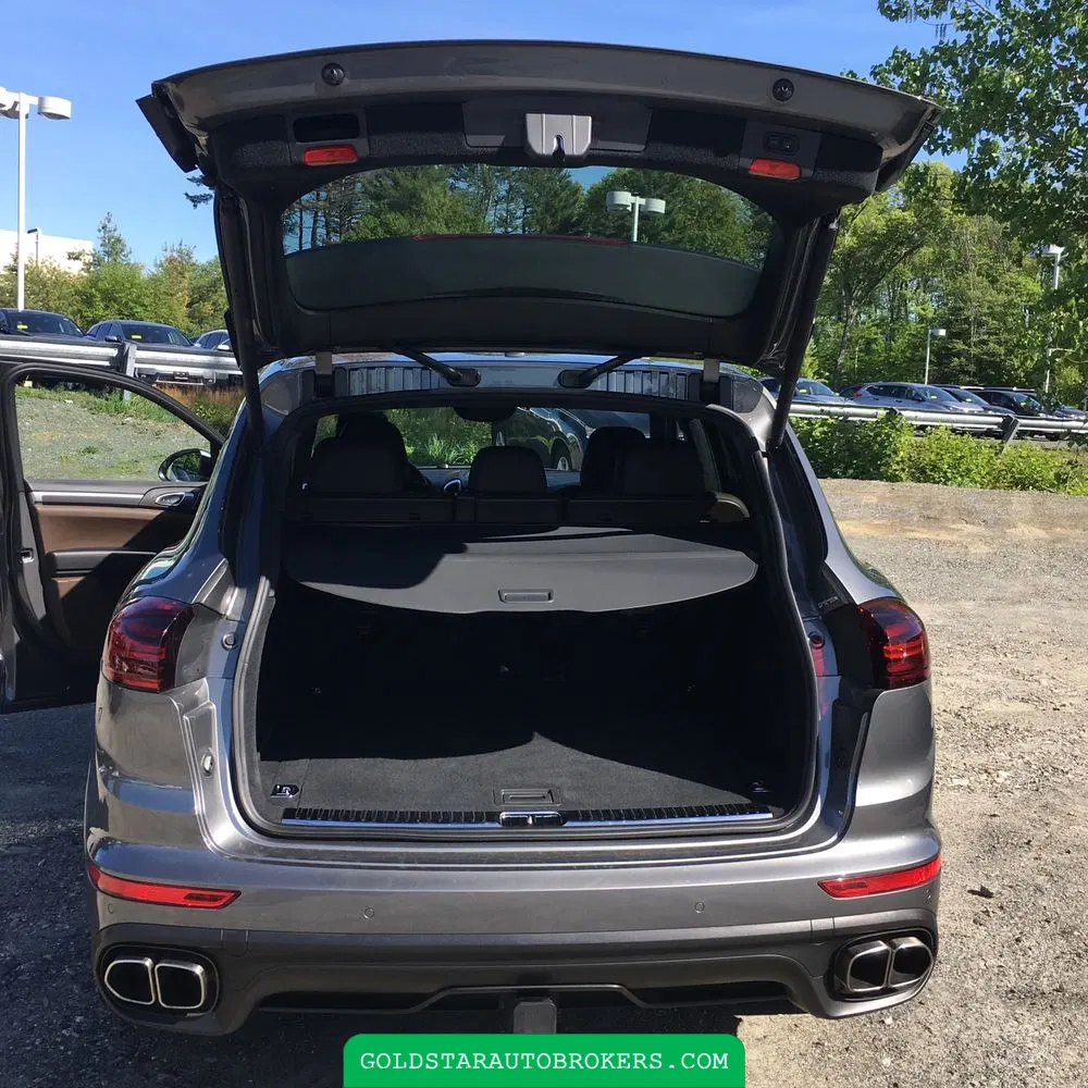 2017 Porsche Cayenne Turbo