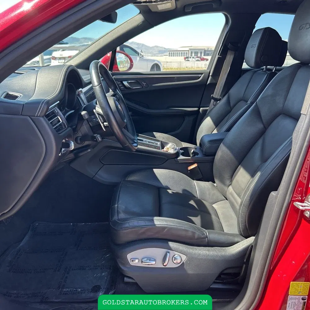 2023 Porsche Macan GTS