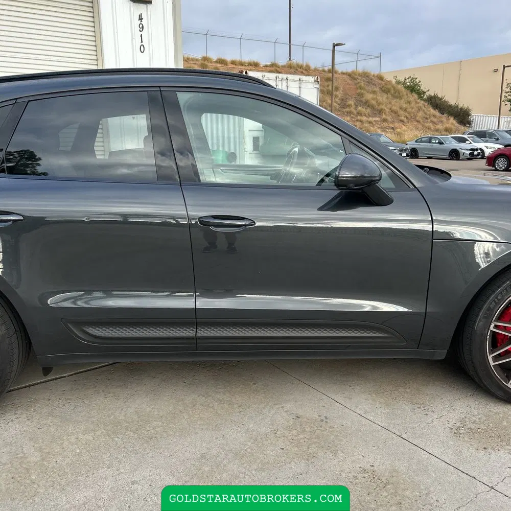 2022 Porsche Macan S