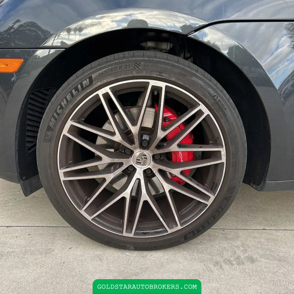 2022 Porsche Macan S