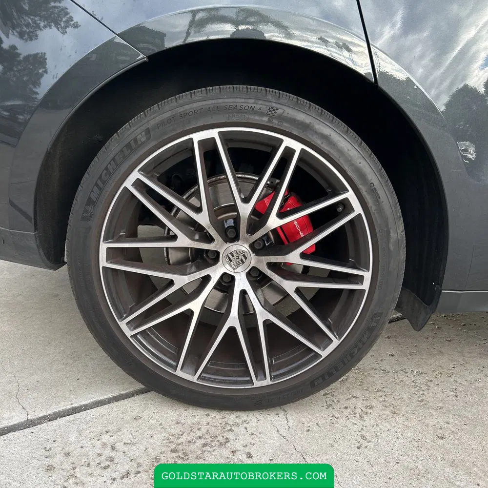 2022 Porsche Macan S