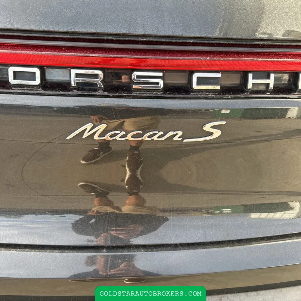 2022 Porsche Macan S