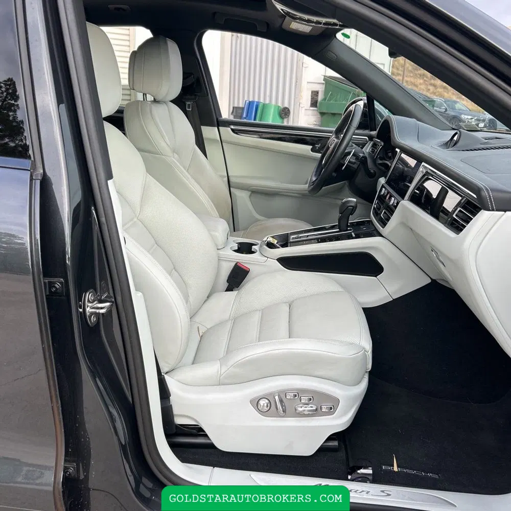 2022 Porsche Macan S