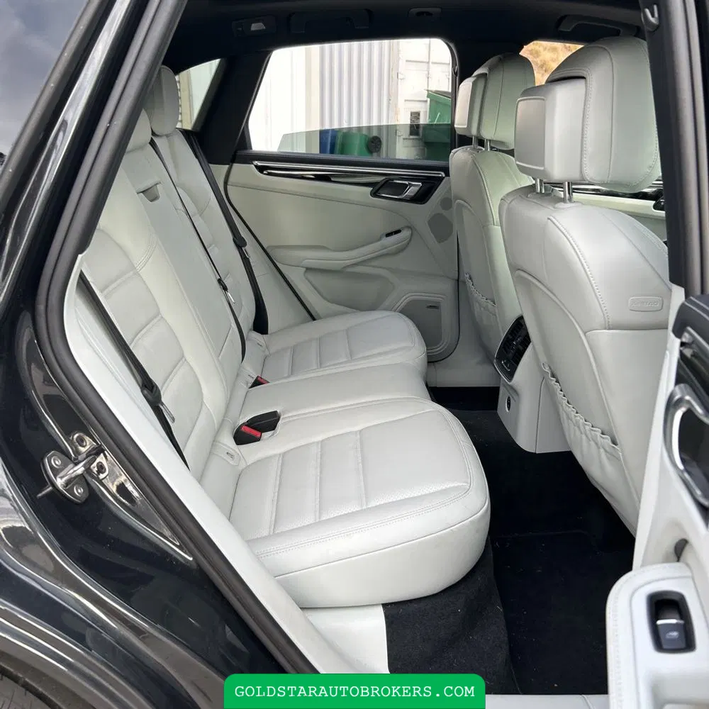 2022 Porsche Macan S