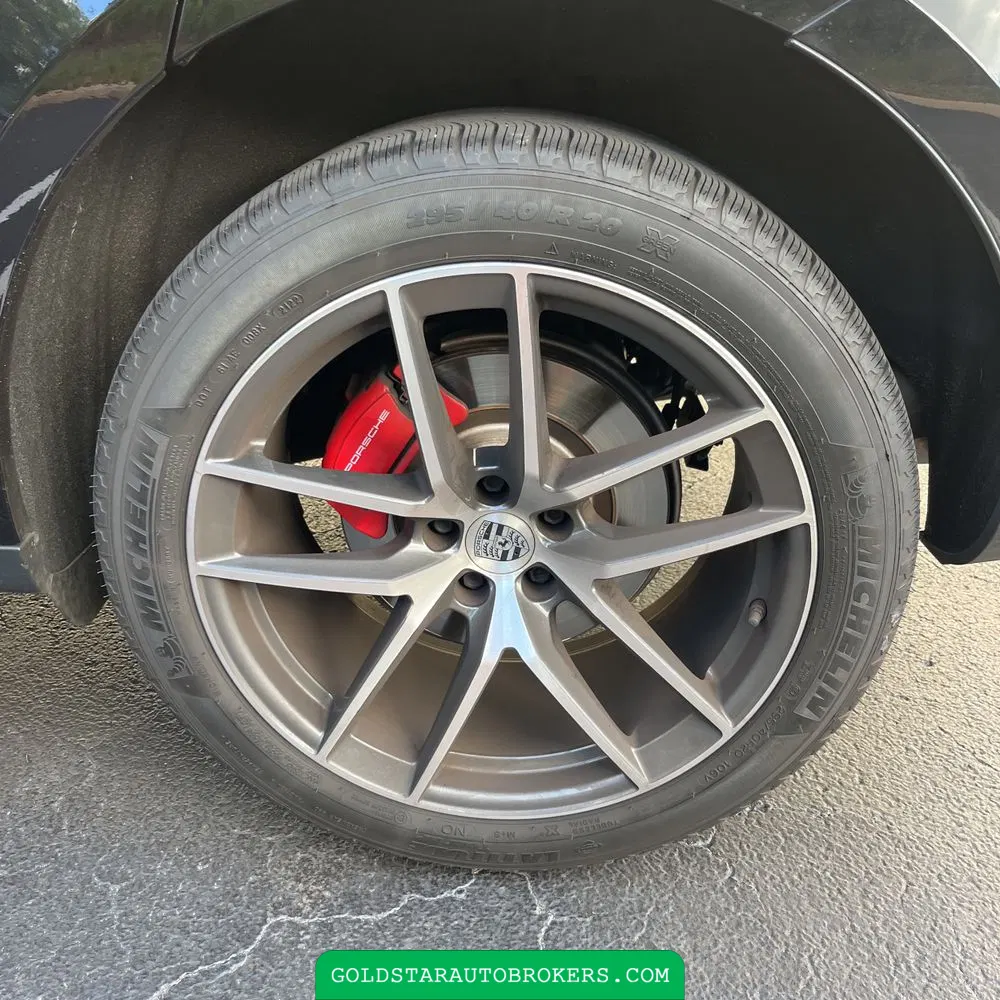 2022 Porsche Macan S