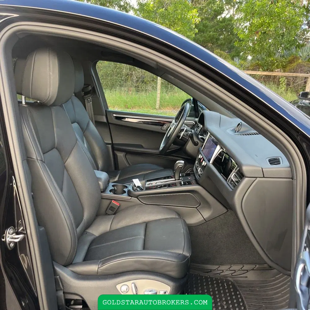 2022 Porsche Macan S