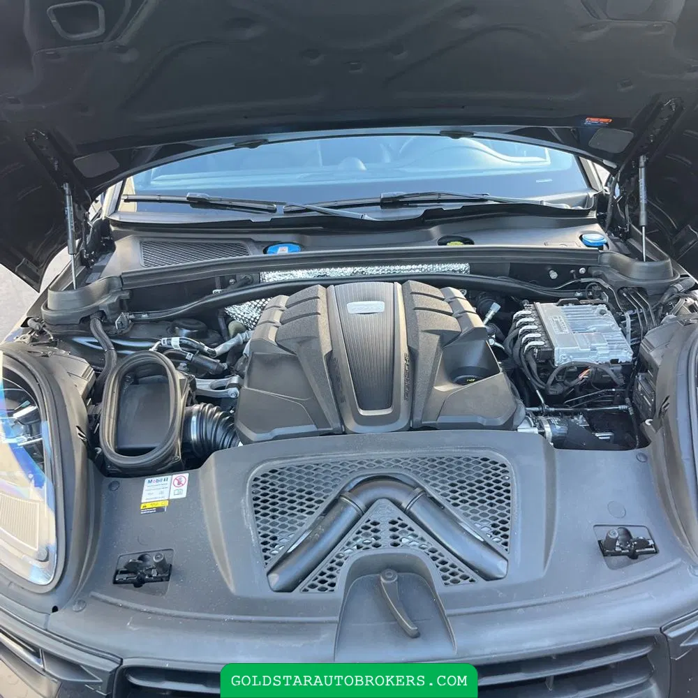 2022 Porsche Macan S