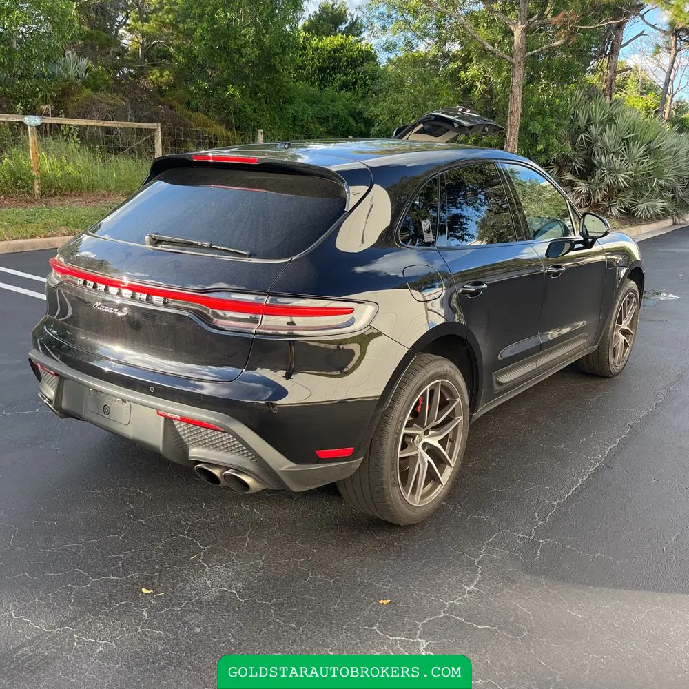 2022 Porsche Macan S
