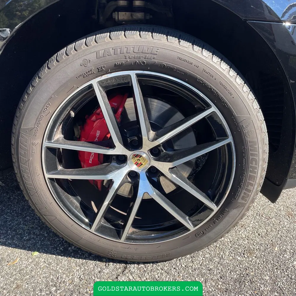 2023 Porsche Macan S