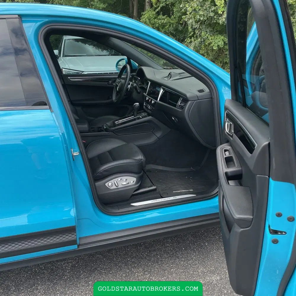 2022 Porsche Macan S