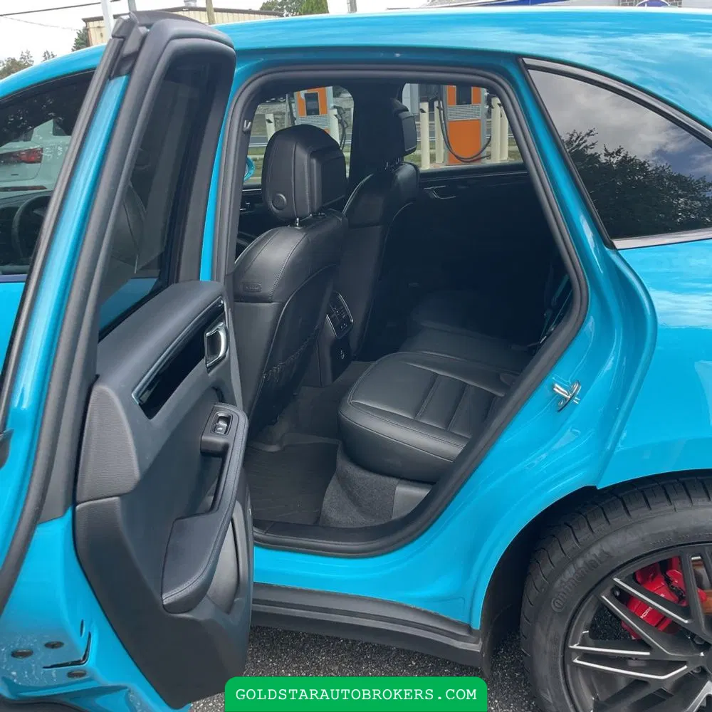 2022 Porsche Macan S