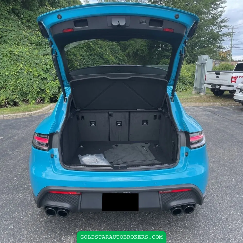 2022 Porsche Macan S