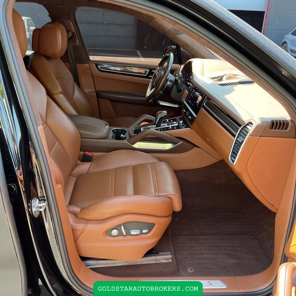 2021 Porsche Cayenne Turbo S E-Hybrid