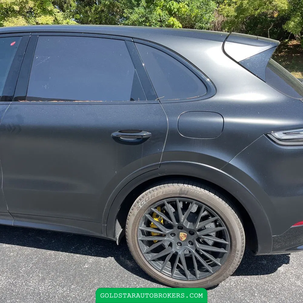2021 Porsche Cayenne Turbo S E-Hybrid