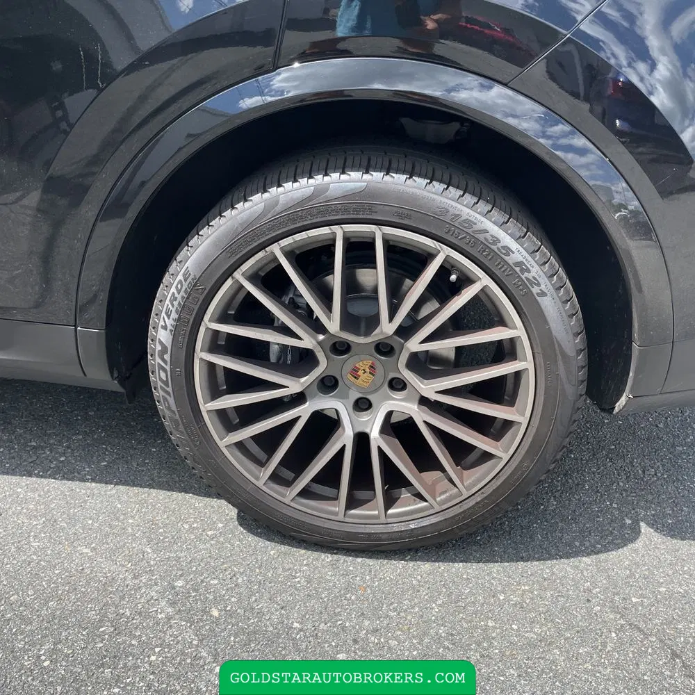 2023 Porsche Cayenne Coupe