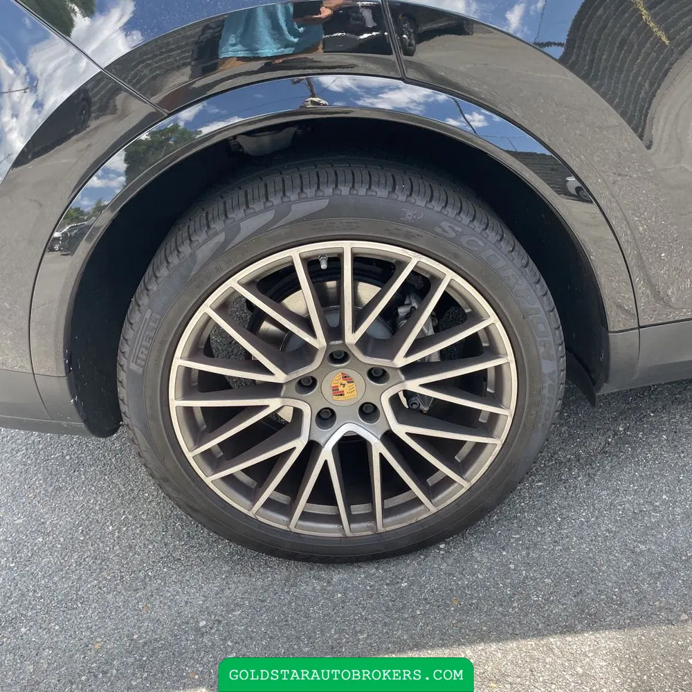 2023 Porsche Cayenne Coupe