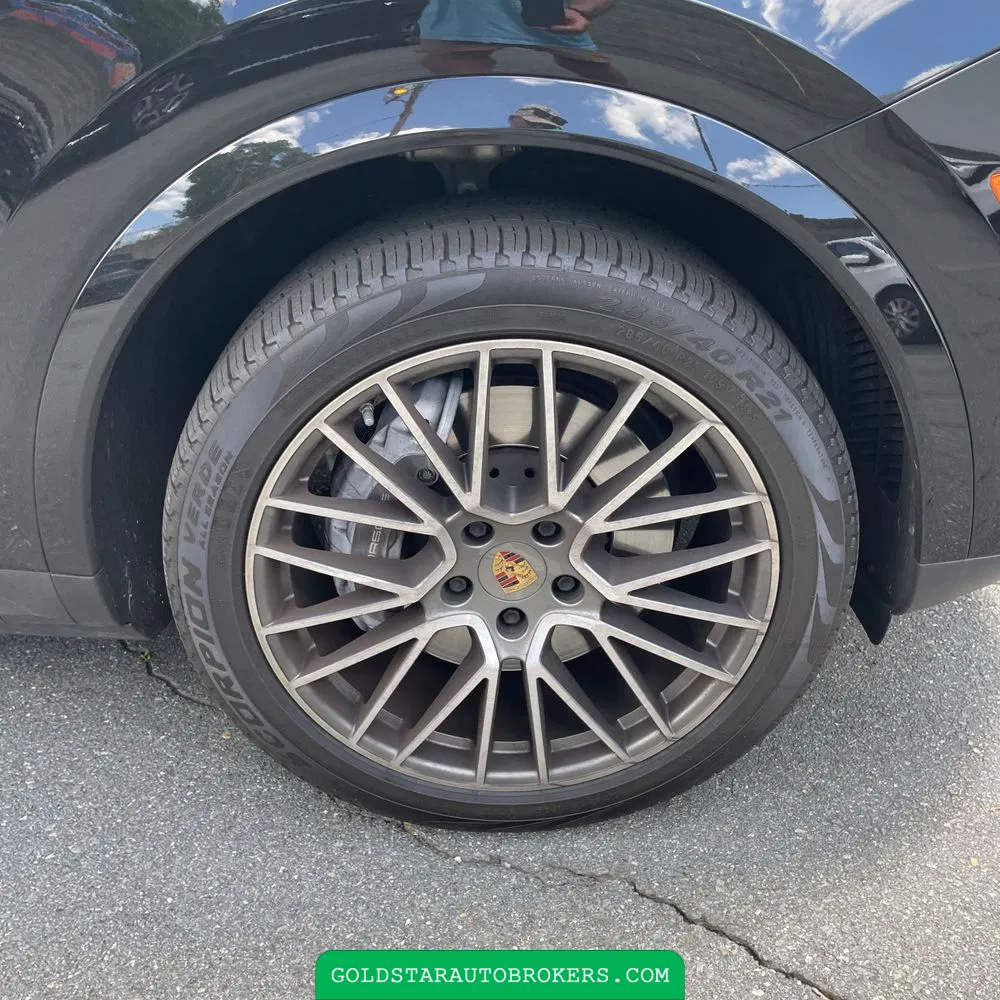 2023 Porsche Cayenne Coupe
