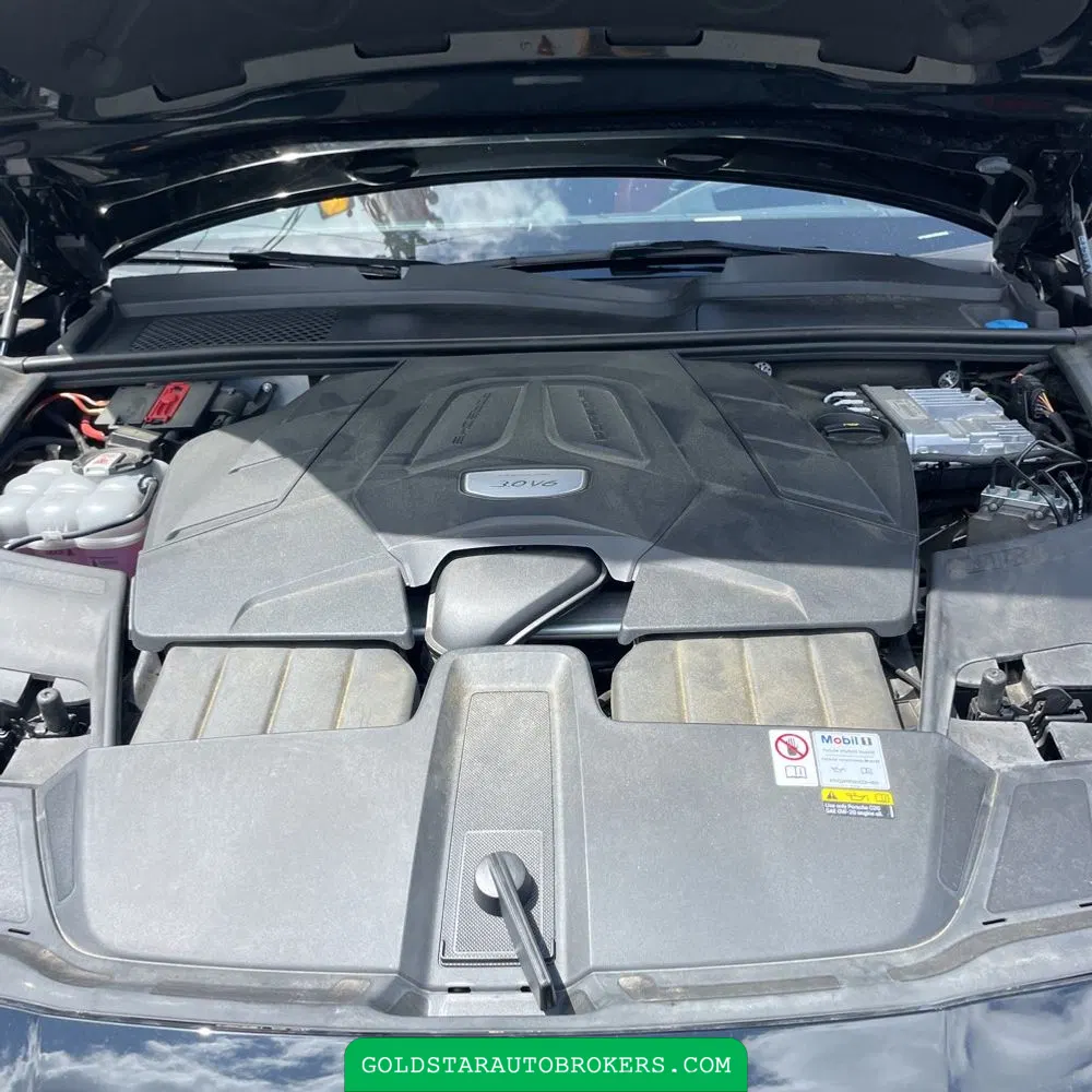 2023 Porsche Cayenne Coupe
