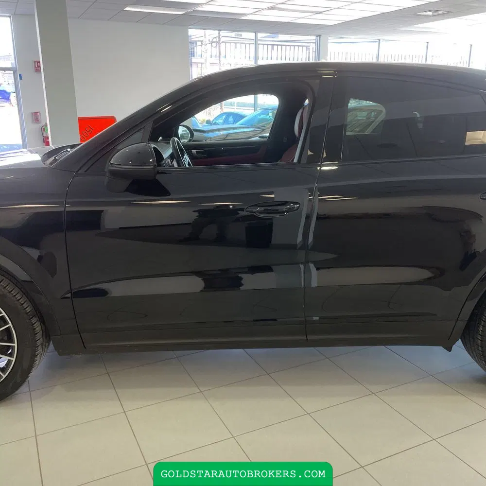 2022 Porsche Cayenne S Coupe
