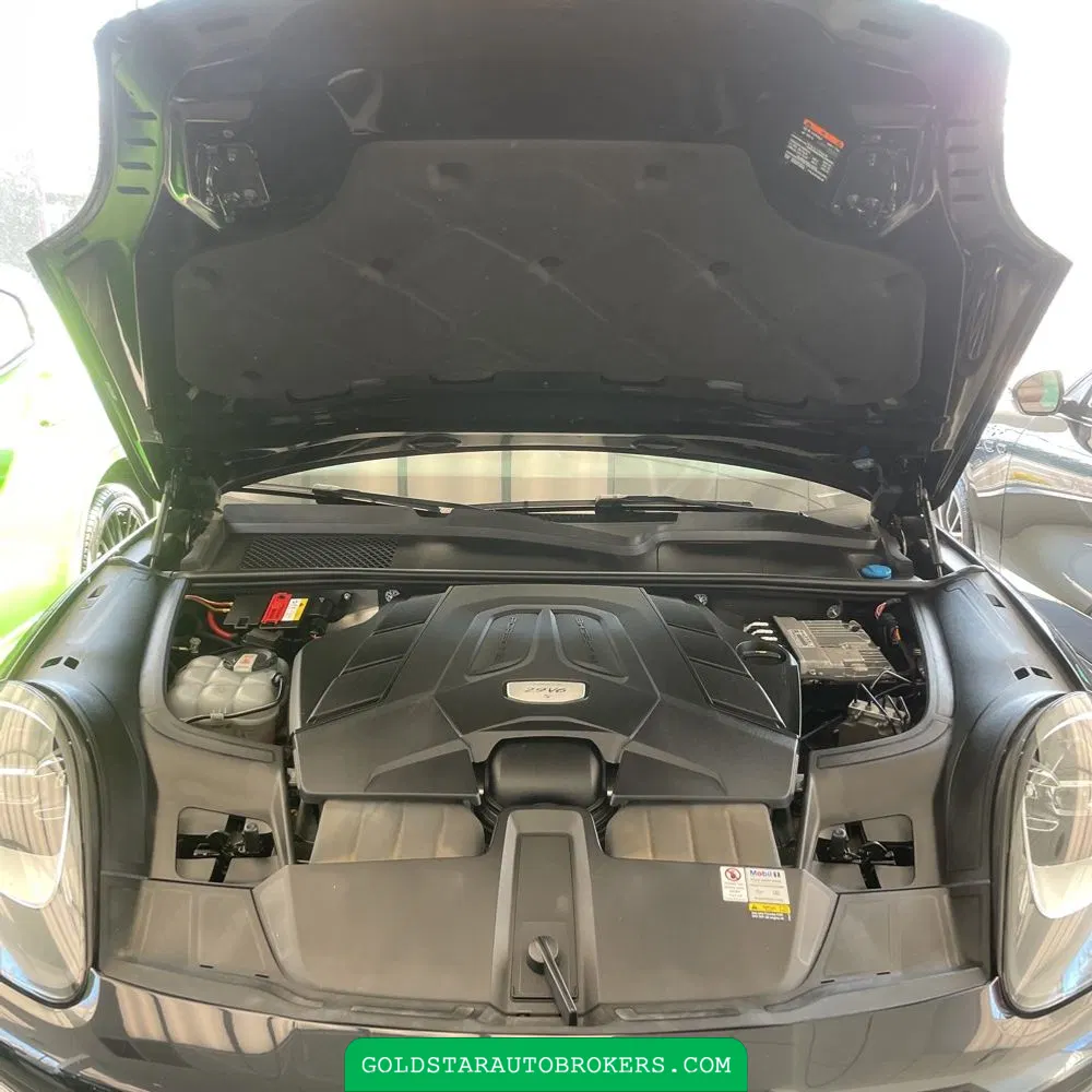 2022 Porsche Cayenne S Coupe