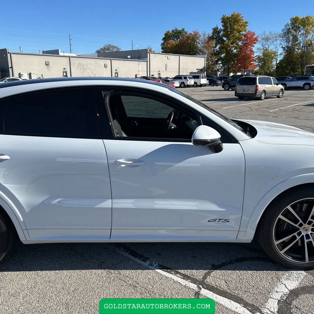 2025 Porsche Cayenne GTS