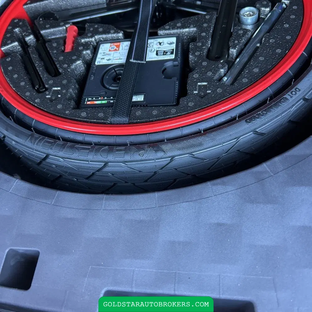 2025 Porsche Cayenne GTS