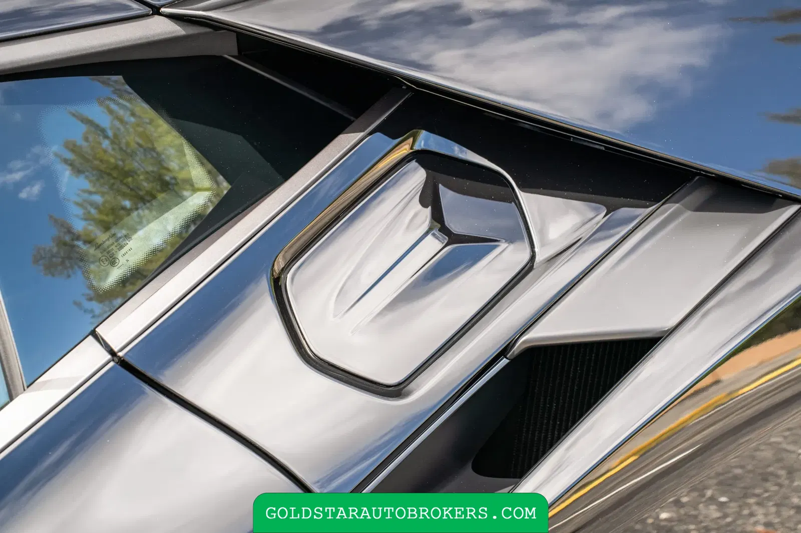 2024 Lamborghini Revuelto