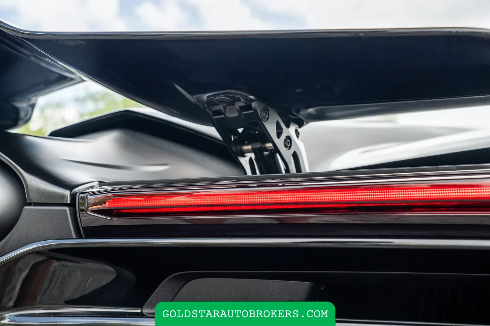 2024 Lamborghini Revuelto